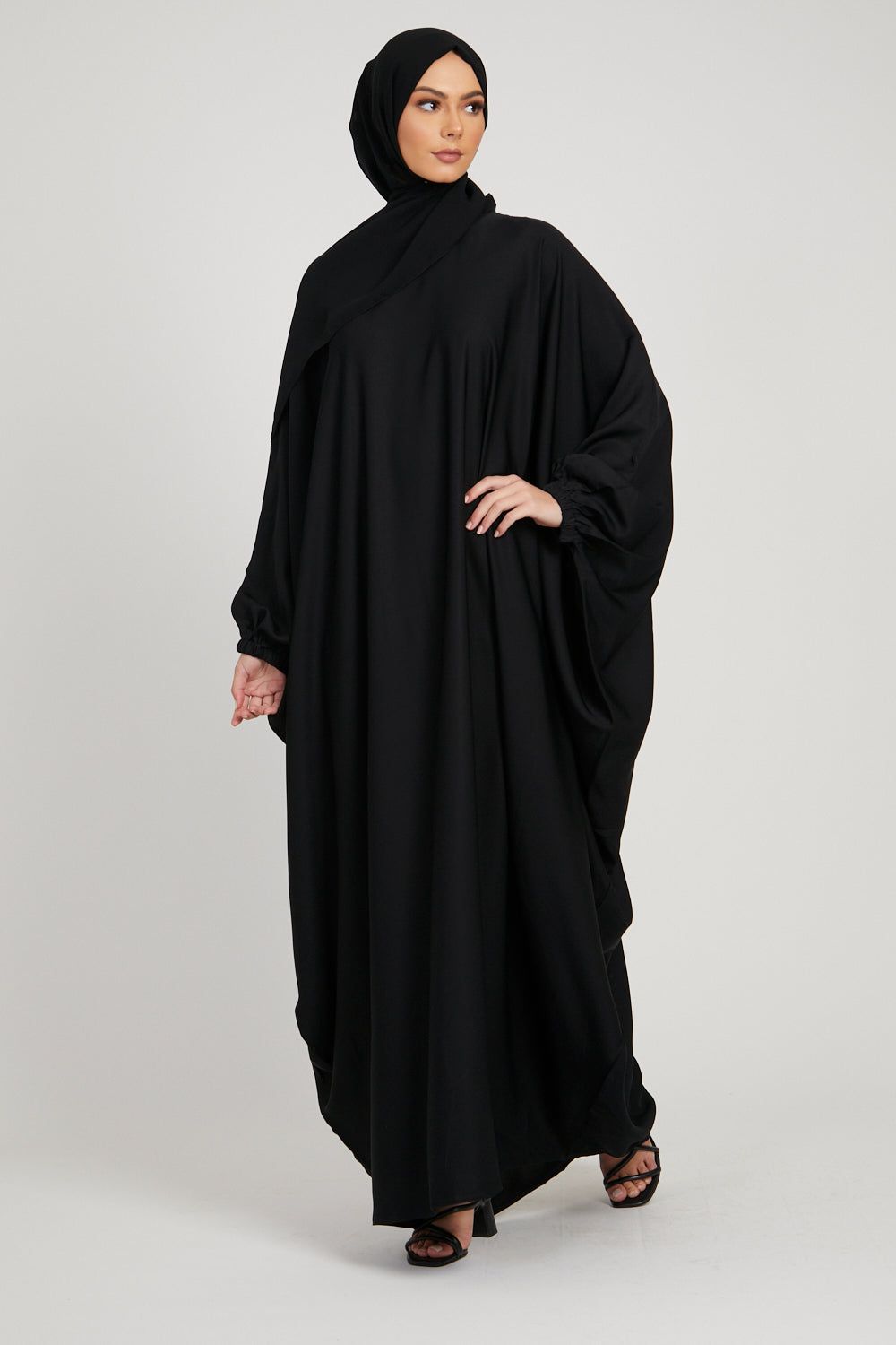 Butterfly Abaya – Elegant Flowy Premium Modest Wear