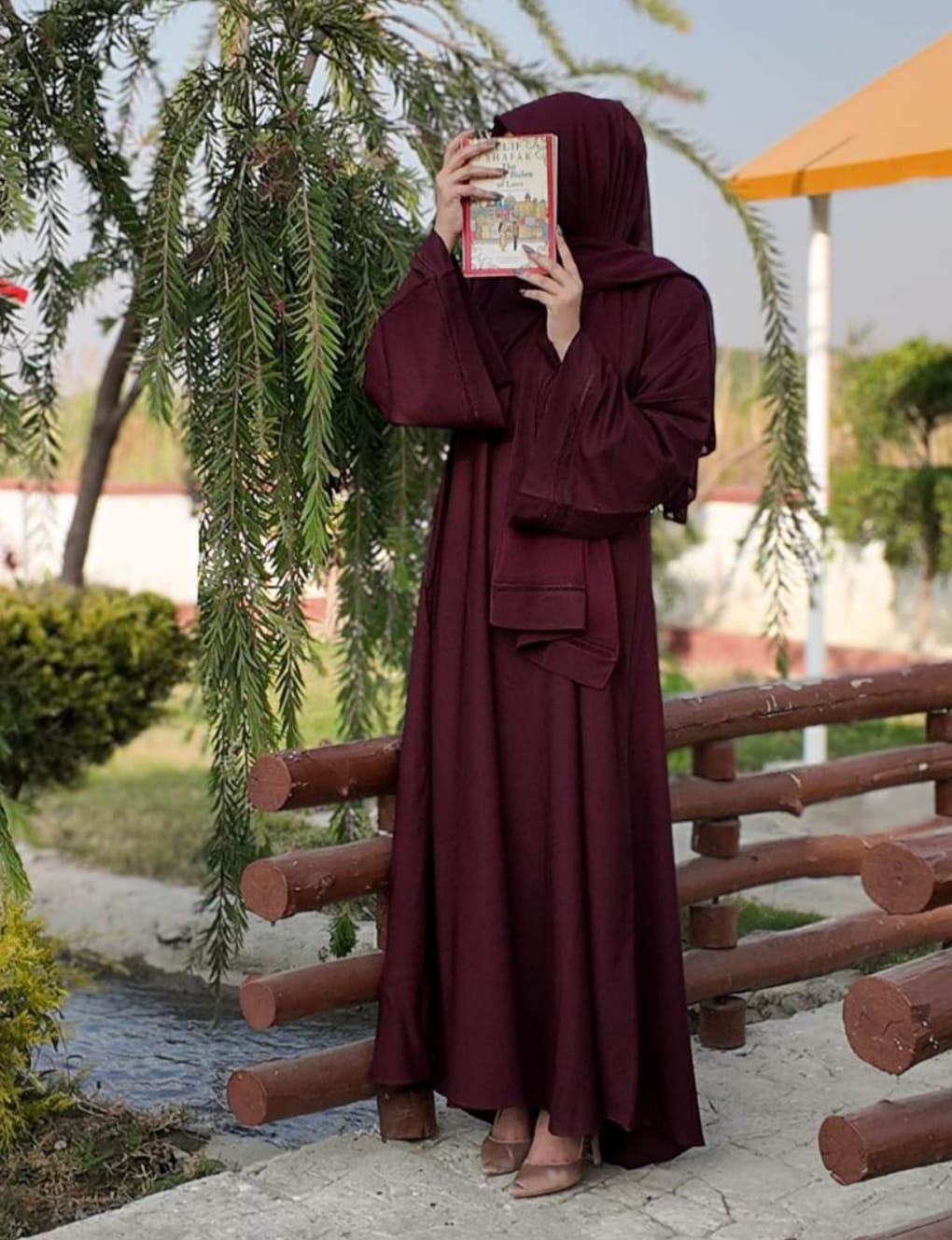 Plum Abaya – Elegant Premium Modest Wear With Matching Stole