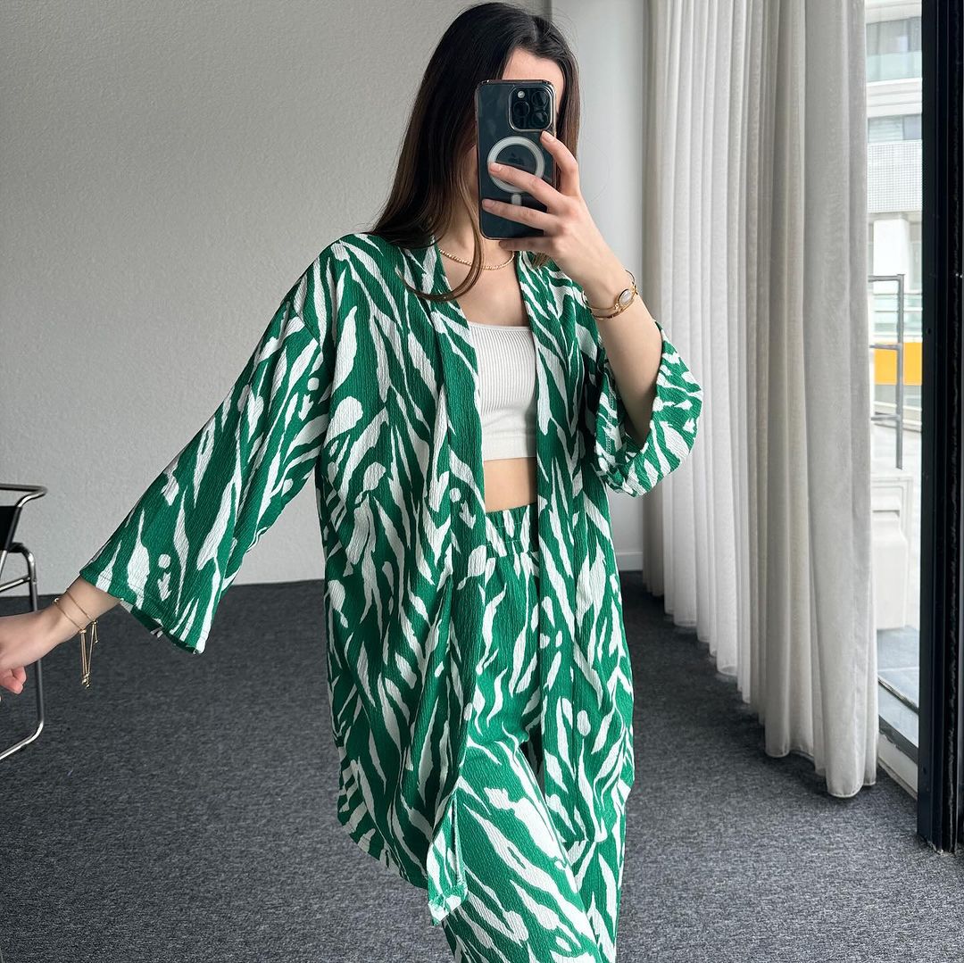 Stylish Zebra Print Coordinated Set Trendy Gown  & Trousers