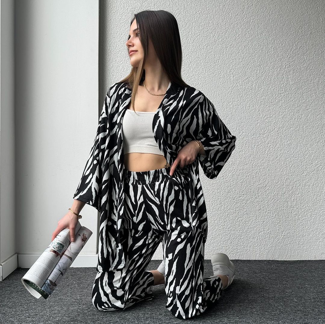 Stylish Zebra Print Coordinated Set Trendy Gown  & Trousers