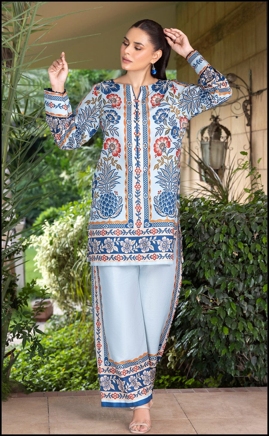 Hoor-e-Gul - A Chic Fusion | Hoorain New Article