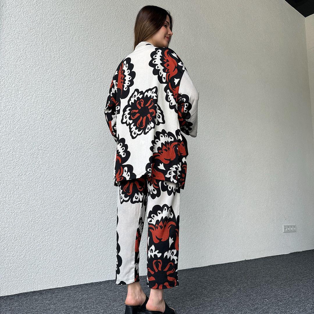 Modern Spider Fabric Kimono Lawn Suit