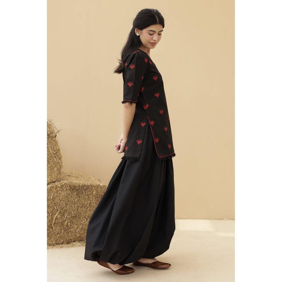 Zohra Noir – 2 Piece