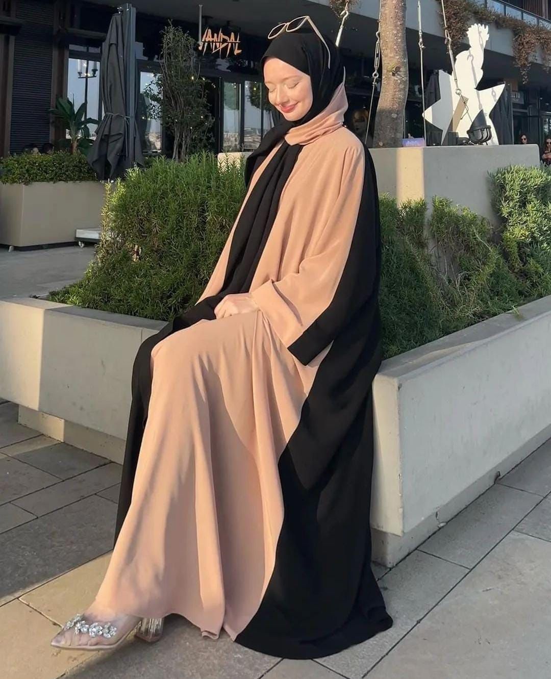 Brown Majestic Abaya With Premium Stole – Elegant Modest Luxury Wear