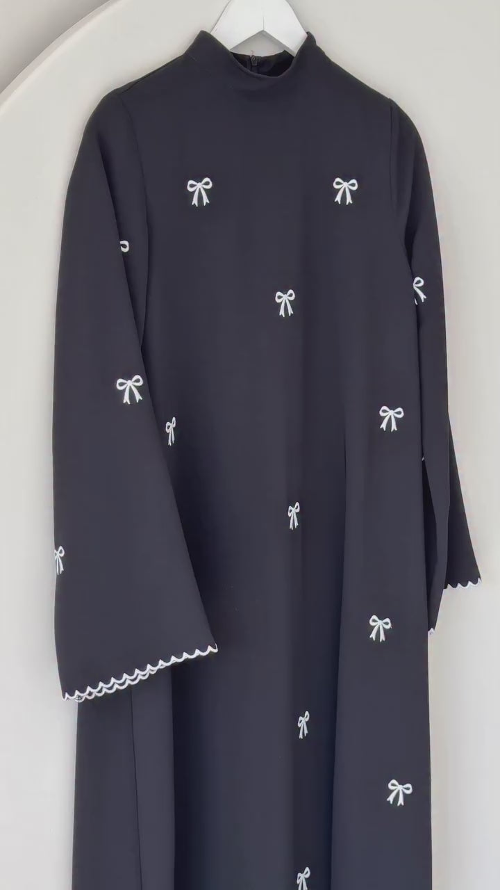 Elegant Black Bow Embroidered Abaya With Premium Stole – Modest Luxury Wear